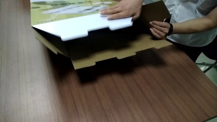 公明包装盒成型视频-英利印刷