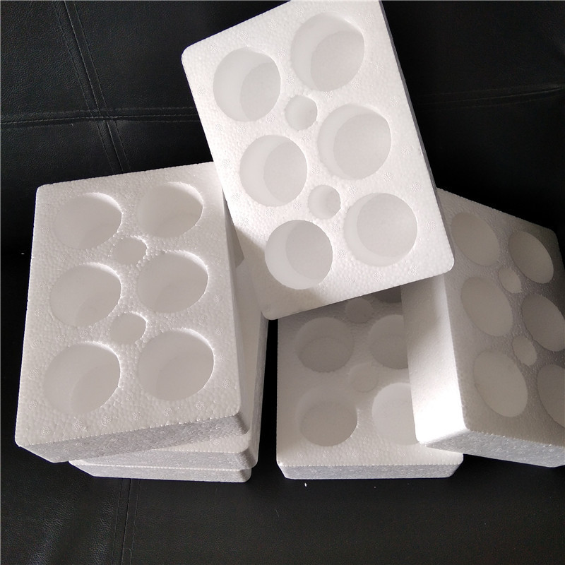 出口产品纸箱二次包装_替代纸箱的包装材料_用纸箱自动包装机械设备价格